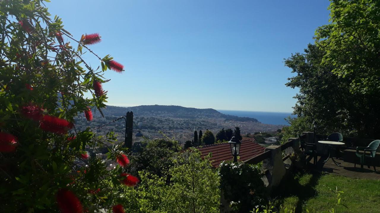Maison Mitoyenne 68m², 2 Pièces + Véranda, Jardin 100m² Avec Pergola, Vue *